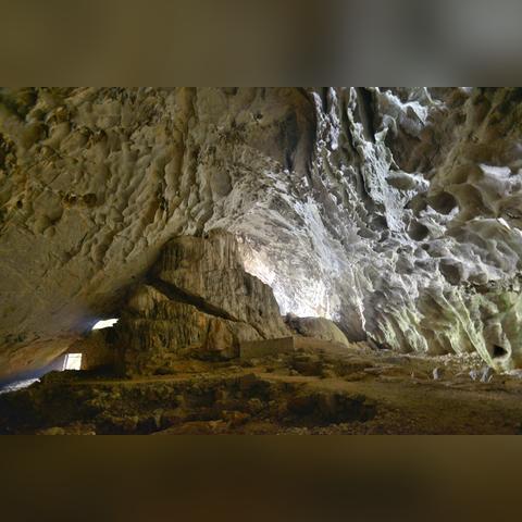 (遗址是文物吗)遗址究竟是古代文明的遗迹还是实物文物呢？